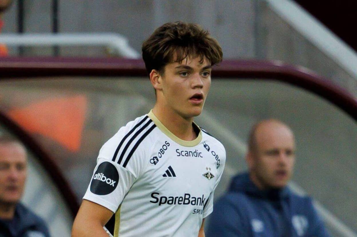 Sverre Nypan to Manchester City